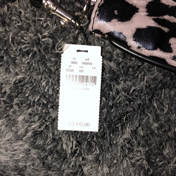 NWT Express Leopard Mini Clutch ! - Picture 3 of 4